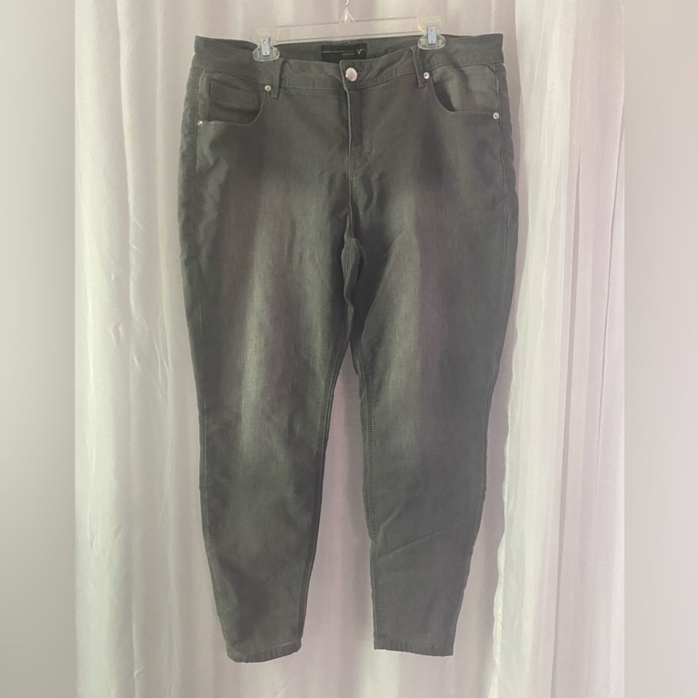Grey Distressed Skinny Jeans